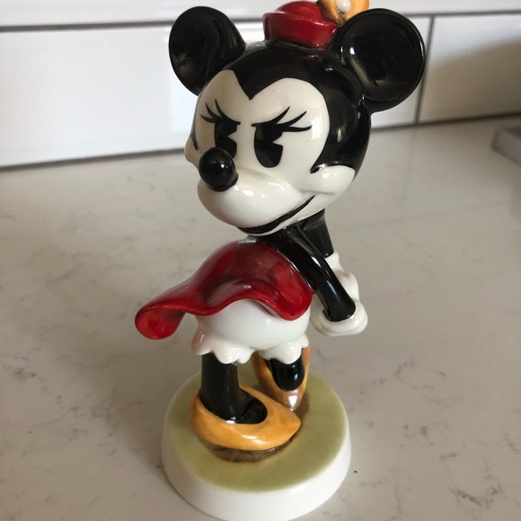 Disney Mickey and Minnie Figurines - Picture 3 of 6